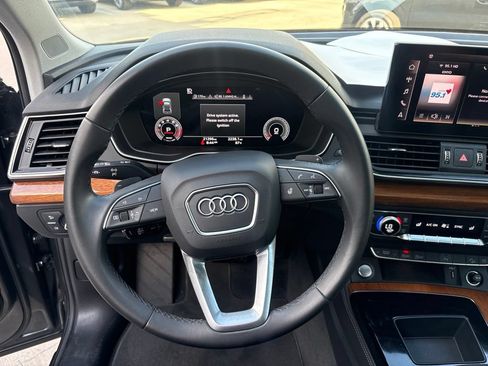Used 2023 Audi Q5 2.0T Premium Plus w/ Premium Plus Package AWD/4WD image 21