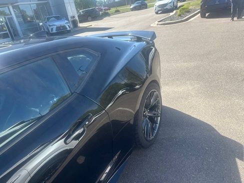 Used 2017 Chevrolet Camaro ZL1 RWD image 7