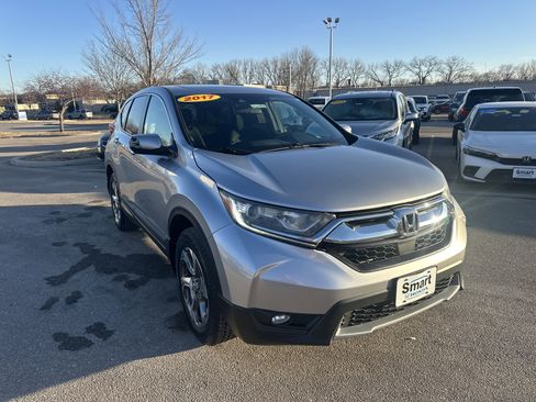 Used 2017 Honda CR-V EX image 2