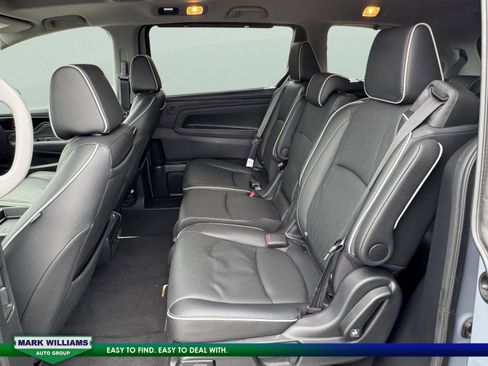 Used 2024 Honda Odyssey Elite image 19