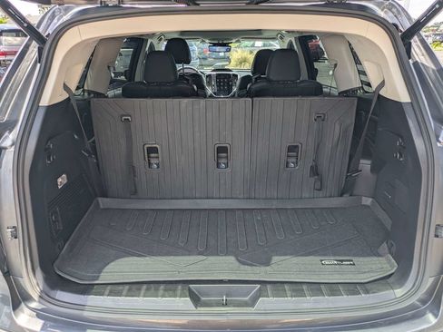 Certified 2023 Subaru Ascent Touring AWD/4WD image 14