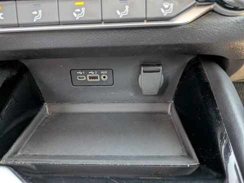 Used 2024 Nissan Altima 2.5 SR FWD image 33