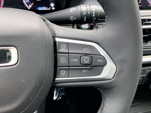 Used 2024 Jeep Compass Limited AWD/4WD image 20
