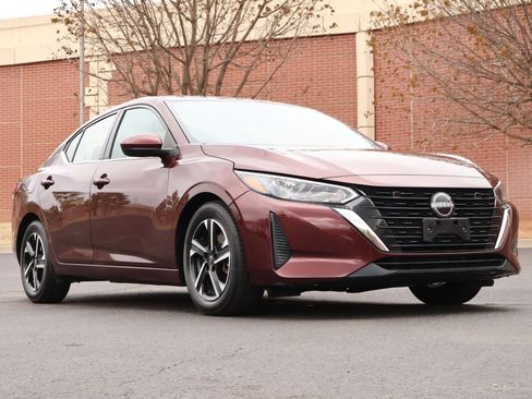 Used 2024 Nissan Sentra SV image 1