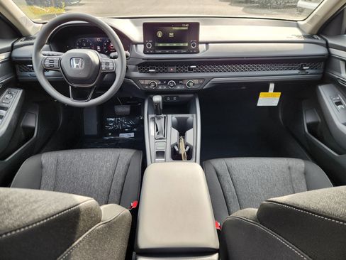 New 2025 Honda Accord SE image 7