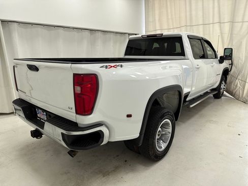 Used 2022 Chevrolet Silverado 3500 LT w/ Convenience Package image 4