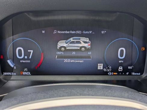 Used 2025 Ford Explorer Active RWD image 11