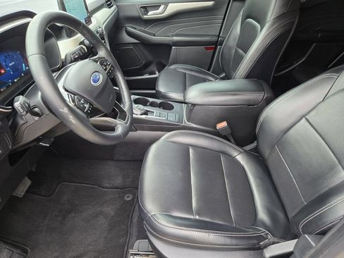 Used 2021 Ford Escape SEL w/ Technology Package FWD image 11