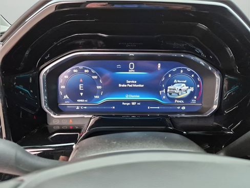 Used 2024 Chevrolet Silverado 2500 LTZ w/ LTZ Plus Package image 38