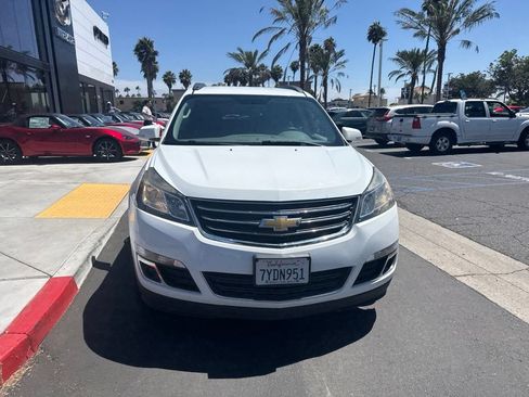 Used 2017 Chevrolet Traverse LT FWD image 15