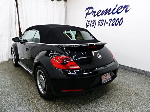 Used 2013 Volkswagen Beetle 2.5 FWD image 6