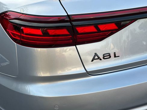 Used 2022 Audi A8 L 3.0T image 32