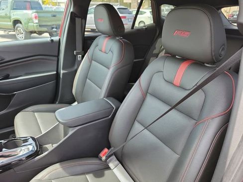Used 2025 Chevrolet Trax RS w/ Driver Confidence Package FWD image 5