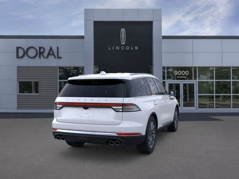 New 2026 Lincoln Aviator 2WD image 8