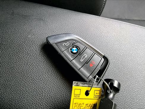 Certified 2024 BMW 330i Sedan image 14