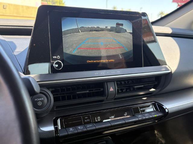 Certified 2024 Toyota Prius LE FWD image 21