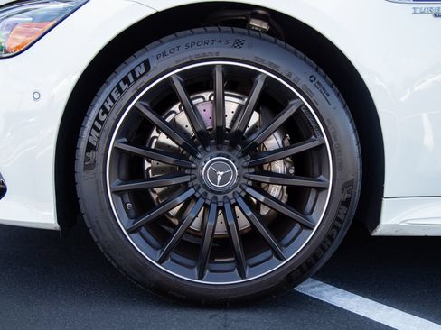 Used 2023 Mercedes-Benz AMG GT 43 image 7