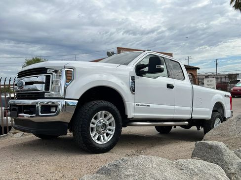 Used 2019 Ford F250 XLT w/ XLT Value Package AWD/4WD image 2