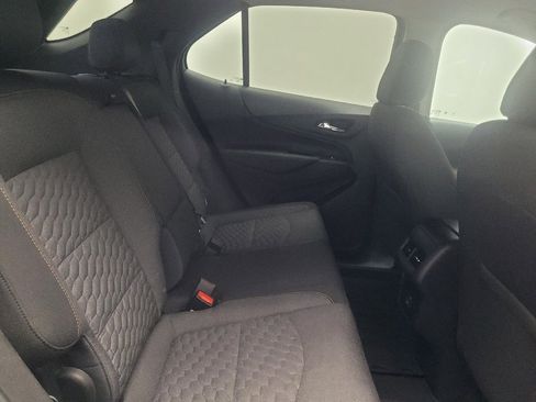 Used 2021 Chevrolet Equinox LT FWD image 19