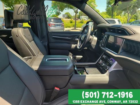 Used 2024 GMC Yukon XL Denali w/ Denali Reserve Package AWD/4WD image 29