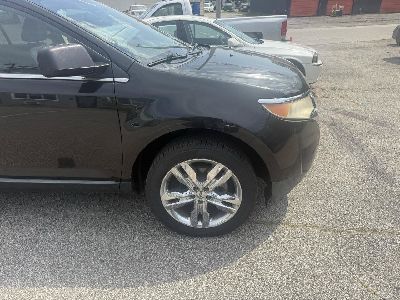 Used 2011 Ford Edge Limited w/ 301A Rapid Spec Order Code FWD image 11