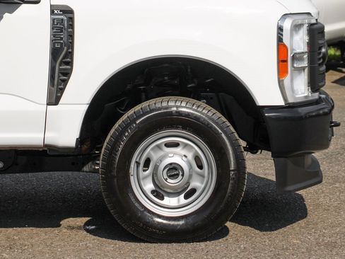 Used 2023 Ford F350 XL image 37