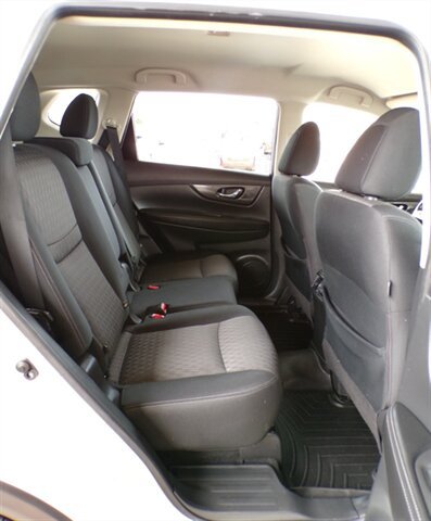 Used 2020 Nissan Rogue SV AWD/4WD image 21