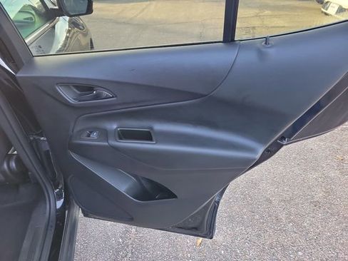 Used 2024 Chevrolet Equinox LT image 34