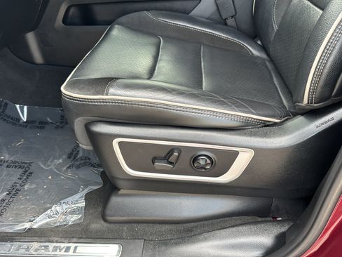 Used 2021 RAM 1500 Laramie w/ Sport Appearance Package AWD/4WD image 20