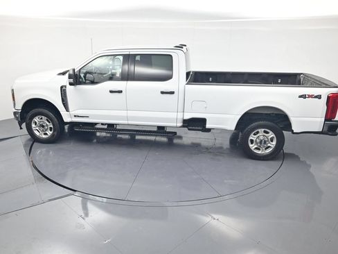 Used 2025 Ford F350 XLT AWD/4WD image 45