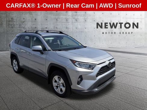 Used 2021 Toyota RAV4 XLE w/ Convenience Package AWD/4WD image 1