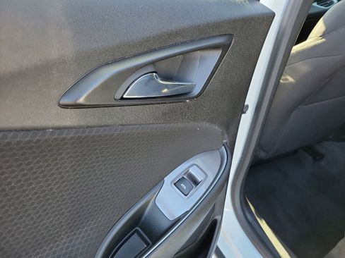 Used 2024 Chevrolet Malibu LT image 13