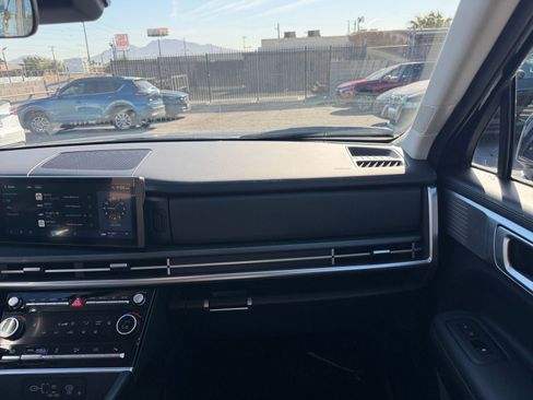 Used 2025 Hyundai Santa Fe SEL image 37