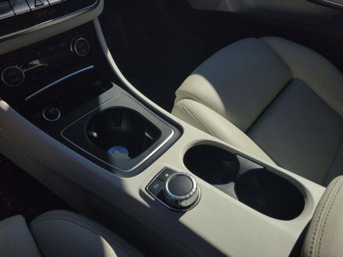 Certified 2018 Mercedes-Benz GLA 250 image 22