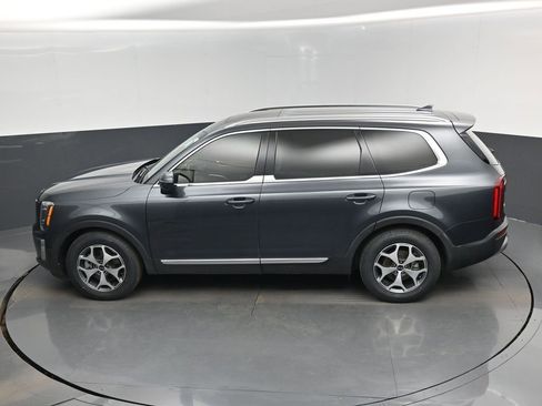 Used 2020 Kia Telluride EX image 14