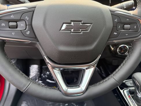 New 2026 Chevrolet Trax LT w/ Driver Confidence Package FWD image 19