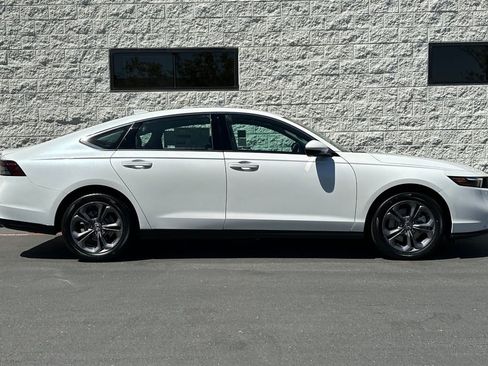 New 2025 Honda Accord EX-L image 3