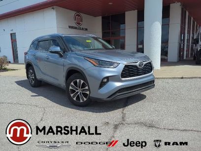 Used 2021 Toyota Highlander XLE