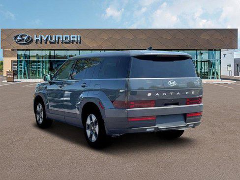 New 2026 Hyundai Santa Fe SE image 5