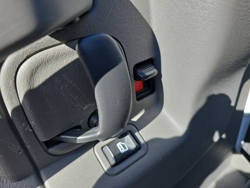 Used 2023 GMC Savana 2500 Work Van w/ Driver Convenience Package image 18