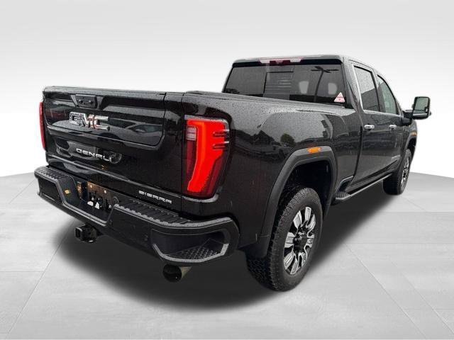 Used 2024 GMC Sierra 2500 Denali w/ Denali Reserve Package AWD/4WD image 3