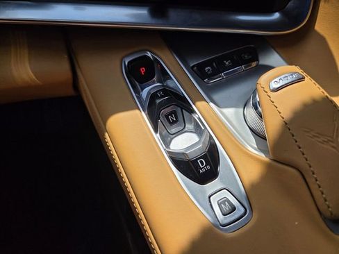 Used 2024 Chevrolet Corvette Stingray Premium Cpe w/ Z51 Performance Package RWD image 24