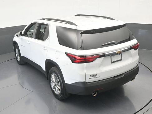 Used 2023 Chevrolet Traverse LT image 50