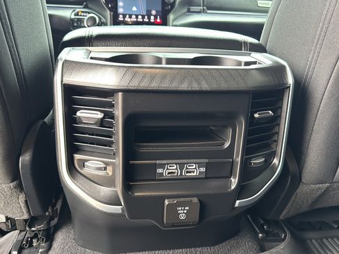 Used 2025 RAM 1500 Lone Star AWD/4WD image 17