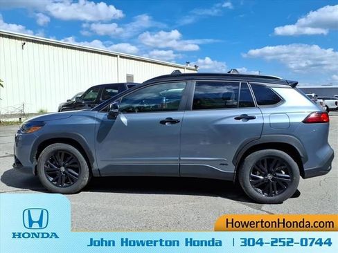 Used 2024 Toyota Corolla Cross AWD Hybrid image 8