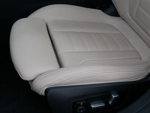 Used 2023 BMW i4 eDrive35 w/ Premium Package RWD image 26