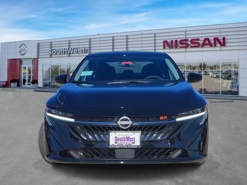 New 2026 Nissan Sentra SR w/ Floor Mat Package image 10