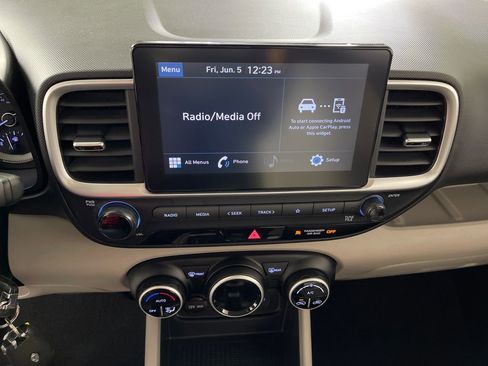 Used 2020 Hyundai Venue SEL w/ Convenience Package FWD image 22