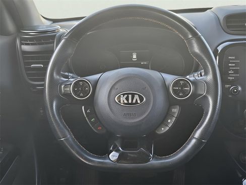 Used 2018 Kia Soul ! image 47