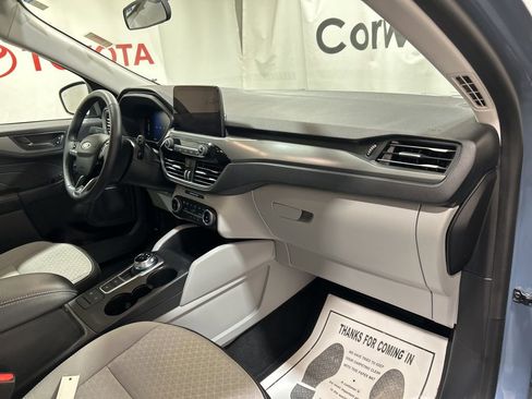 Used 2025 Ford Escape Active w/ Cold Weather Package image 10